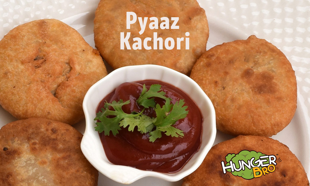 Pyaaz ki Kachori Recipe In Hindi